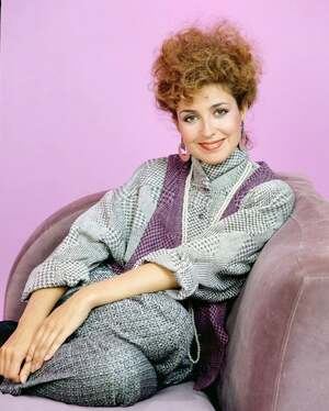 Annie Potts nude 1