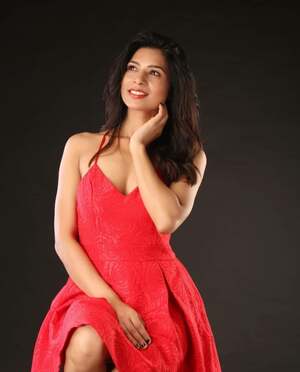 Annie Sharma nude 3