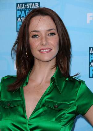Annie Wersching nude 7