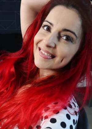 AnnieFuchsia nude 12