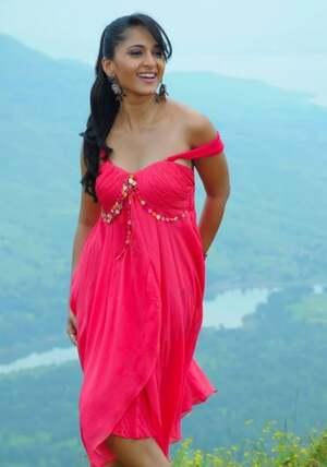 Anushka Shetty nude 3