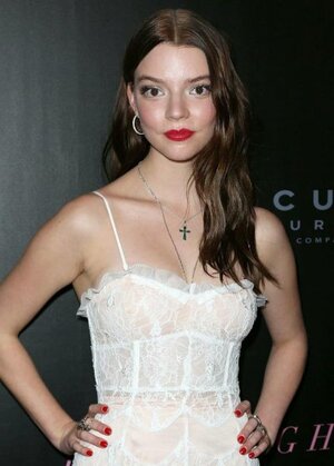 Anya Taylor-Joy nude 8