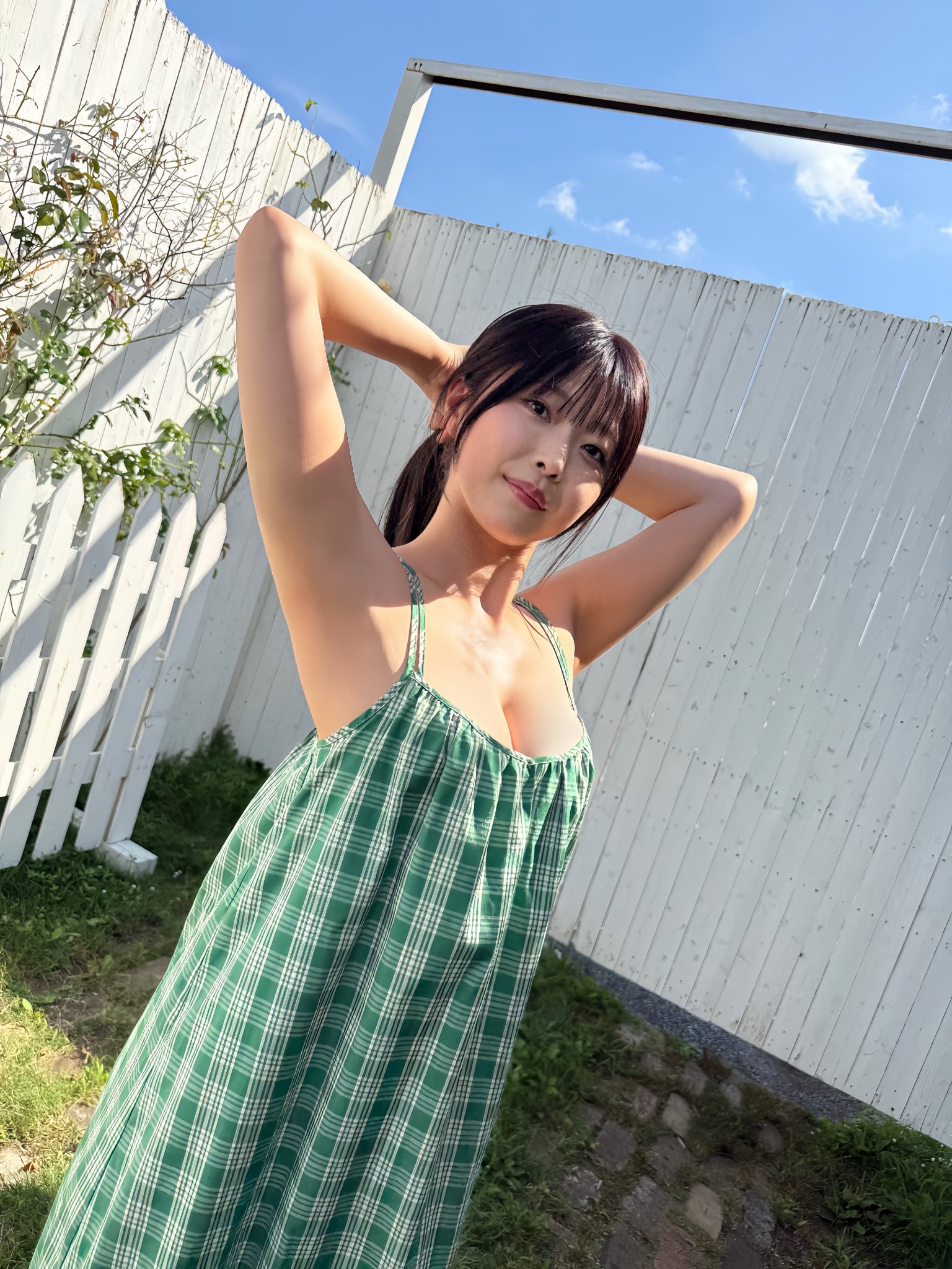 Aoi Aosaka nude 6