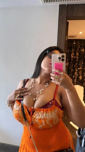 Apoorva Bhalla nude 11
