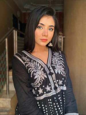 Areeka Haq nude 6