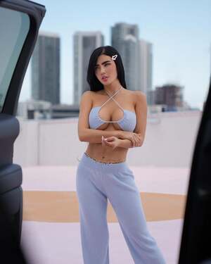 Ariana James nude 6