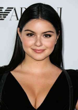 Ariel Winter nude 10