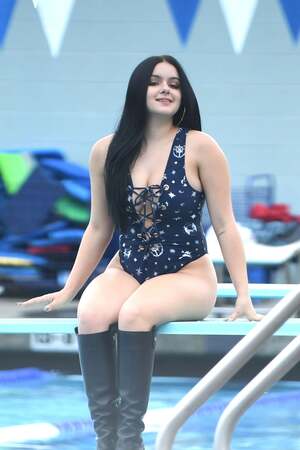 Ariel Winter nude 4