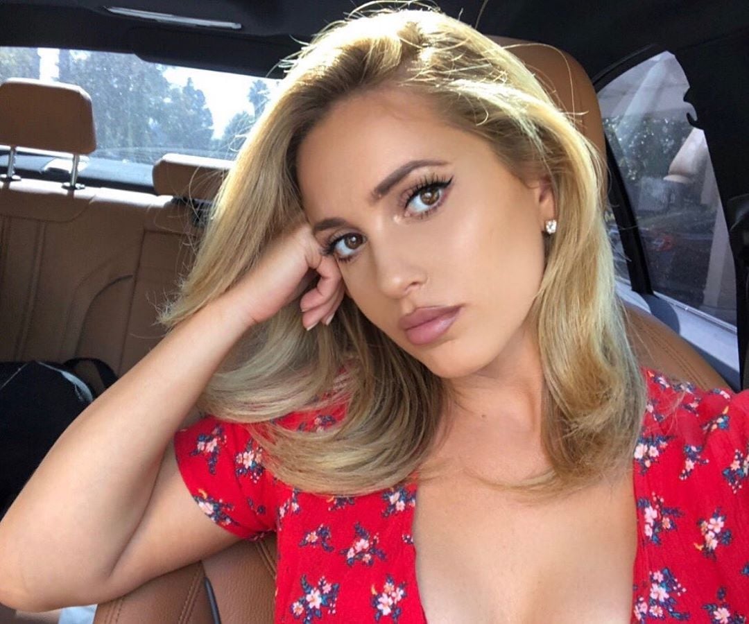 Arielle Reitsma nude 5