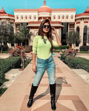 Arishfa Khan nude 11