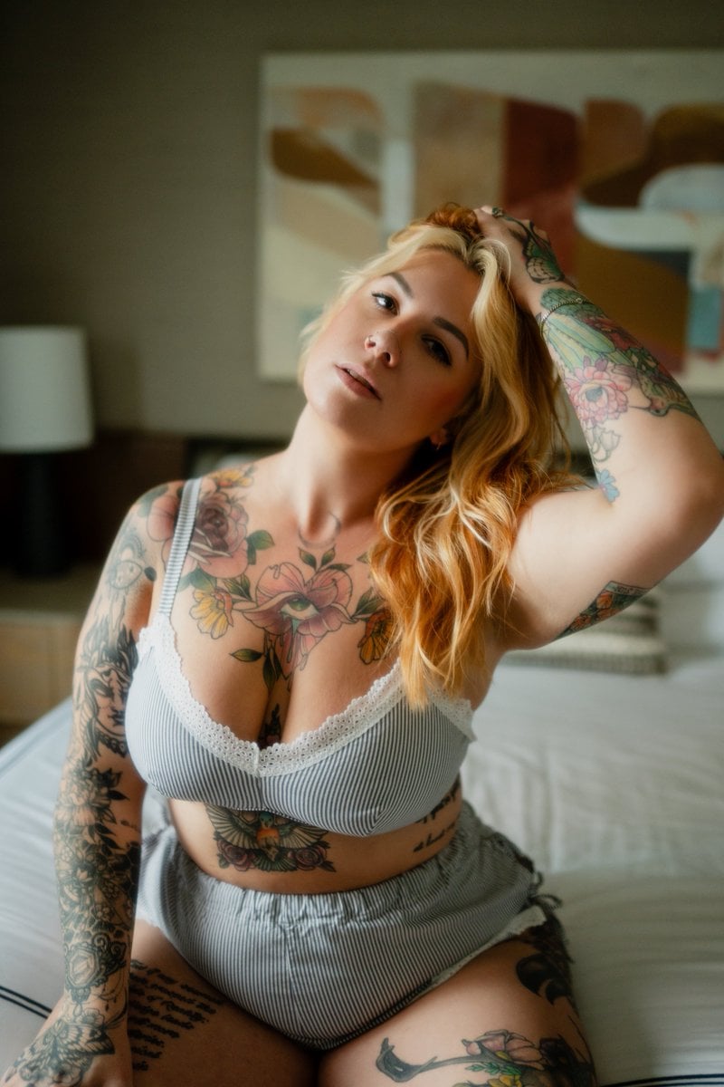 Arizona Rose XX nude 3