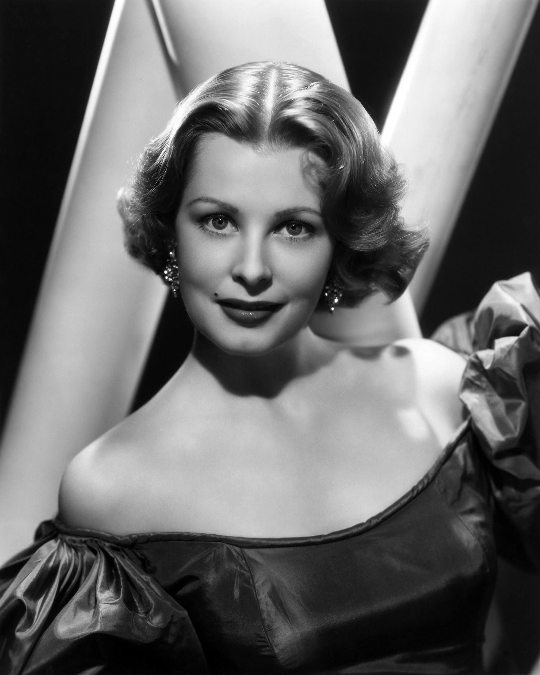 Arlene Dahl nude 12