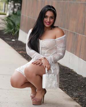 Asal Keshavarz nude 8