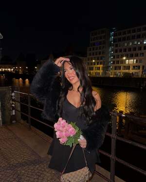 Asaliraniii nude 3