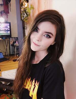 Ashe Maree nude 12