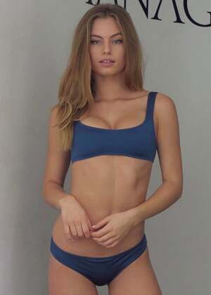 Ashley Graves nude 4