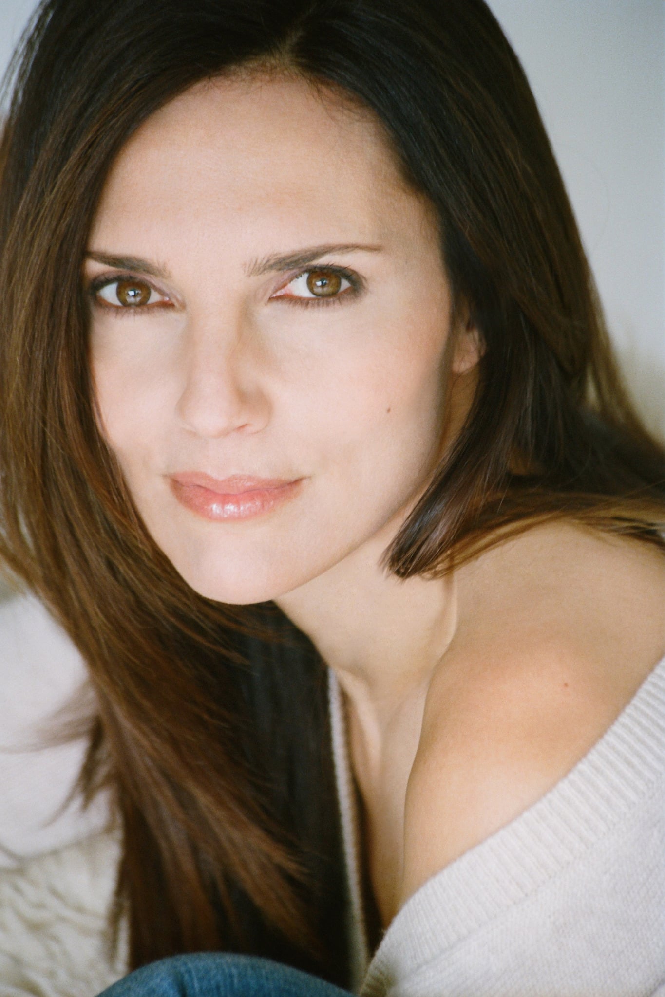 Ashley Laurence nude 7