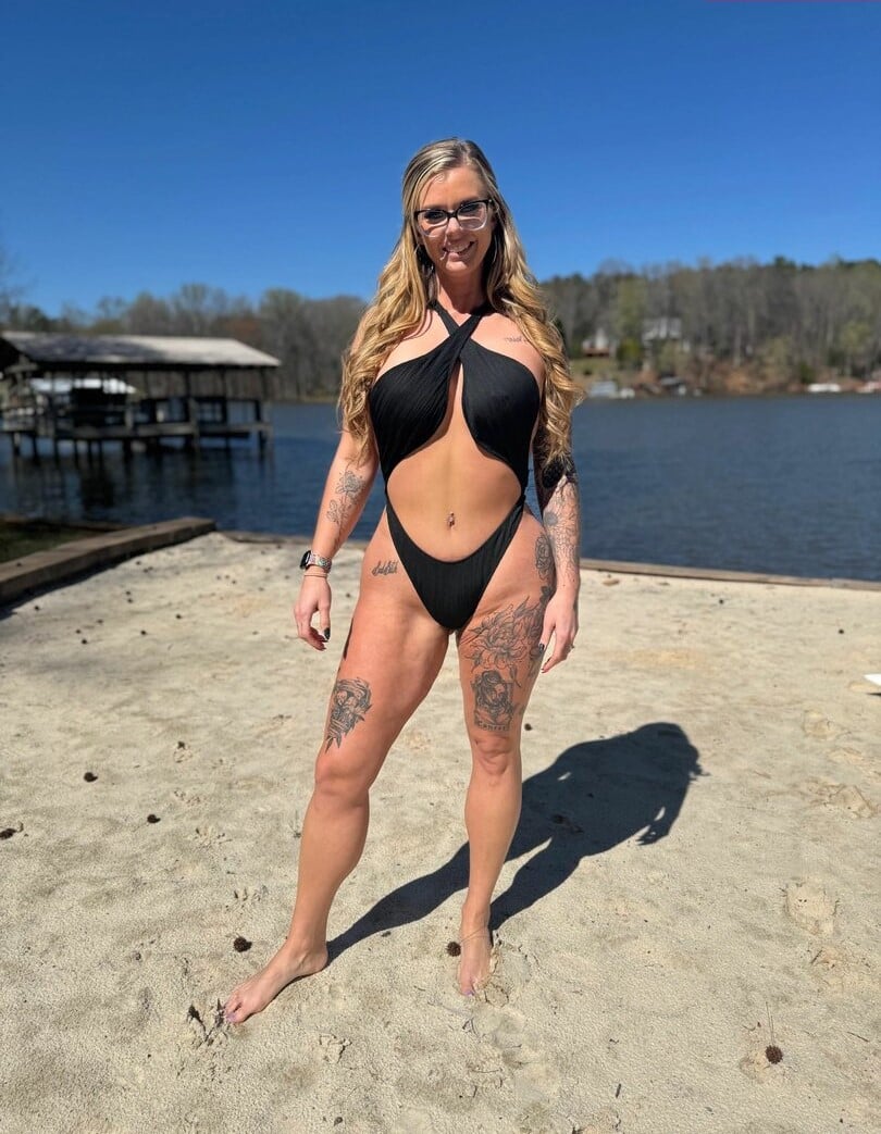 Ashley NcHotWife nude 2