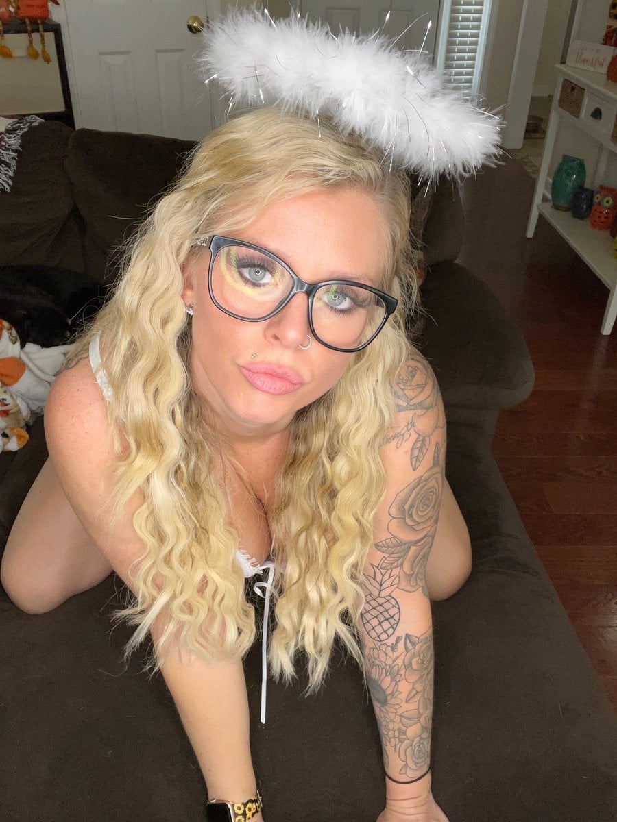 Ashley NcHotWife nude 7