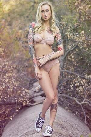 Ashley Nicole Shelton nude 2