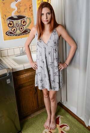 Ashlyn Molloy nude 4