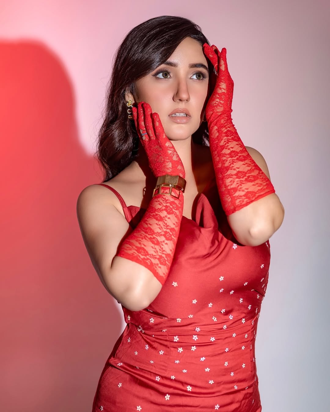 Ashnoor Kaur nude 7