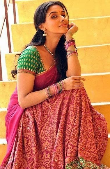 Asin Thottumkal nude 11