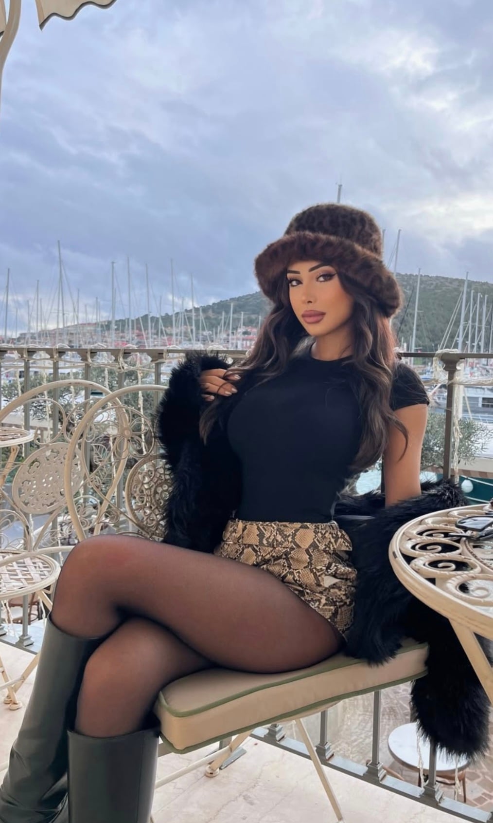Asli Hel nude 8