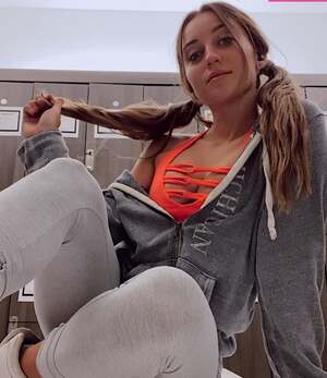 Asmr Claudy nude 8