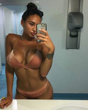 Astrid Nelsia nude 5