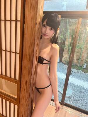 Atomi Shuri nude 6