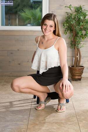 Aubrey Snow nude 2