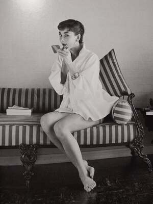 Audrey Hepburn nude 4
