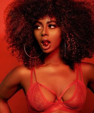 Aujene Butler nude 9
