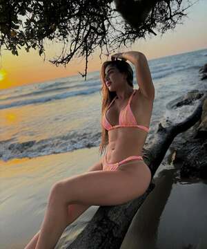 Aura Cardona nude 7