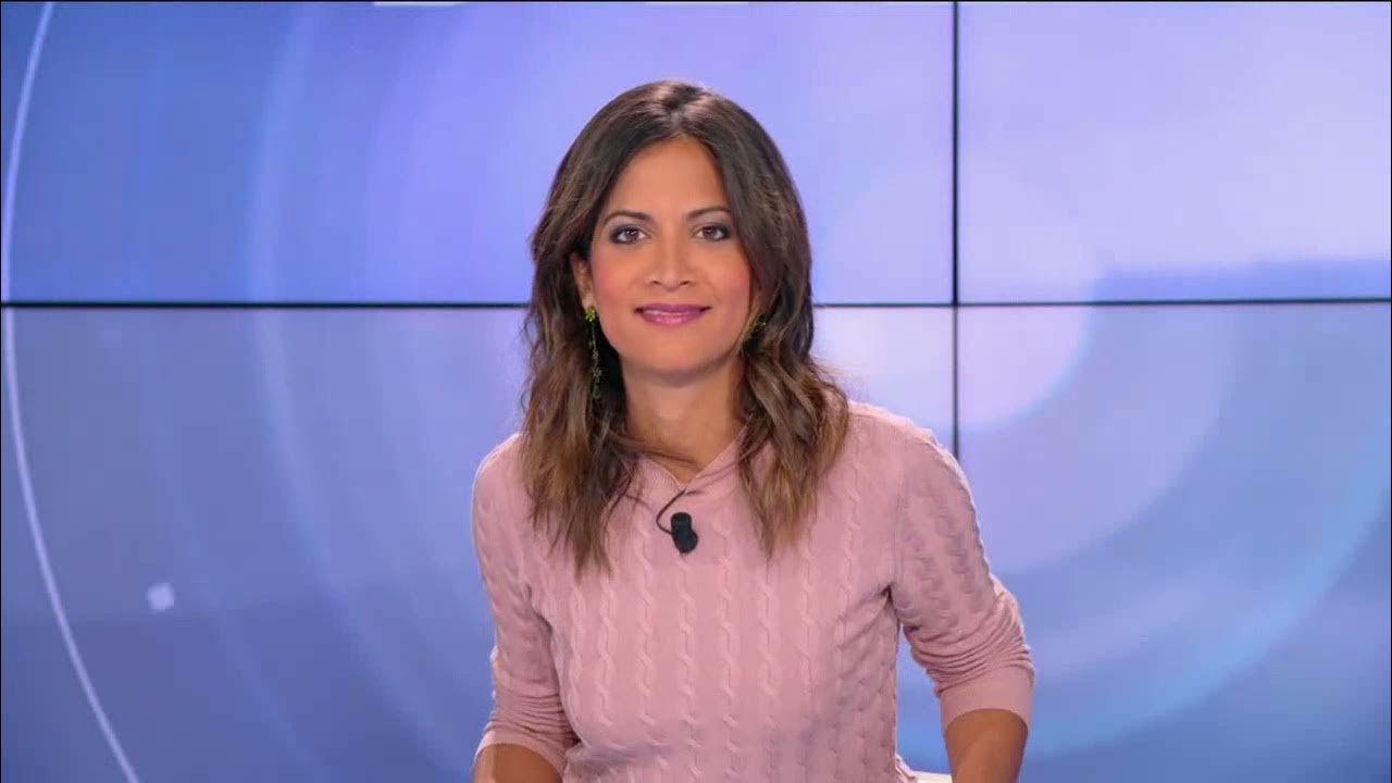 Aurelie Casse nude 6