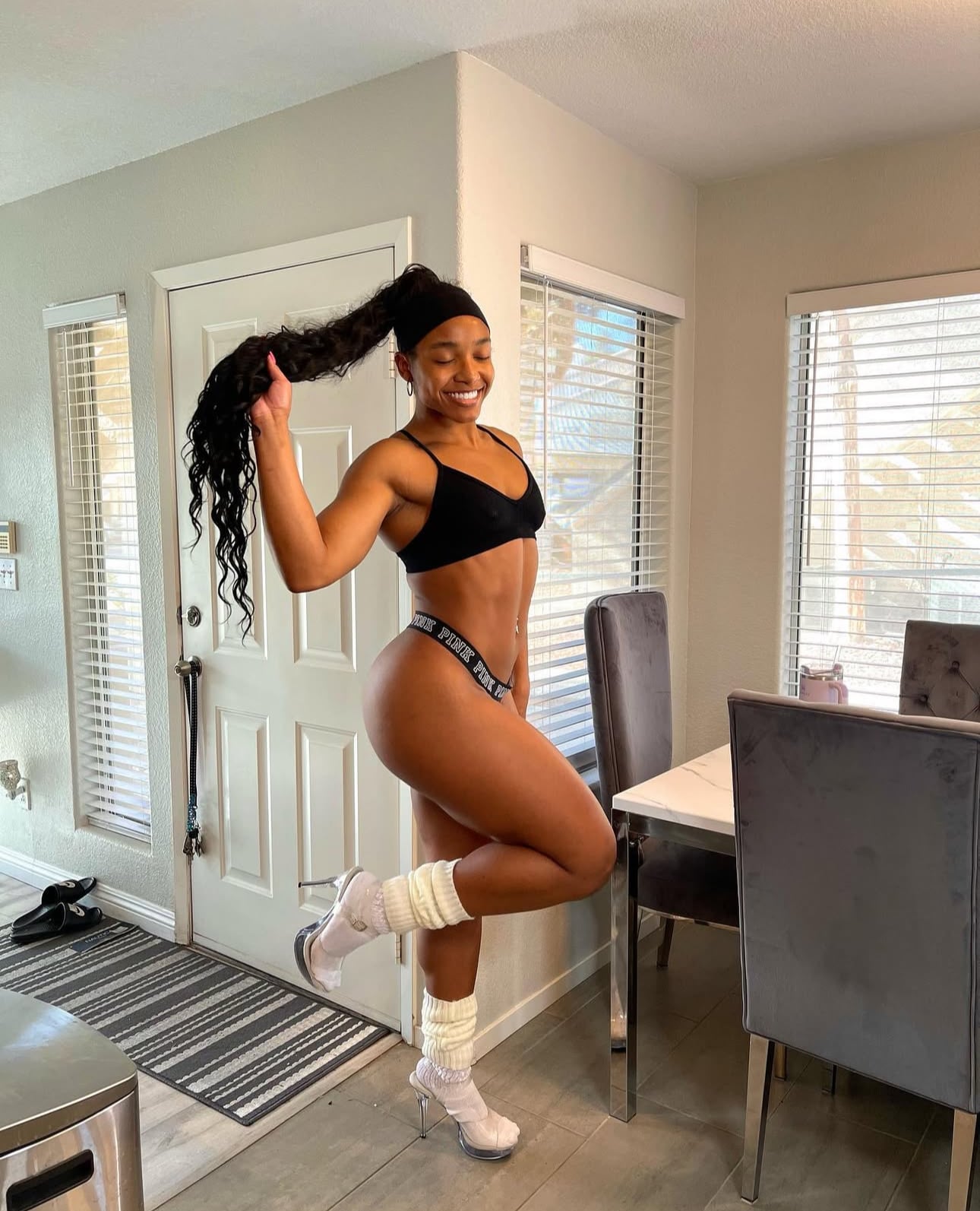 Ava Bracey nude 7
