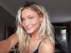 Ava Getz nude 12