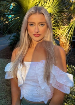 Ava Wilson nude 8