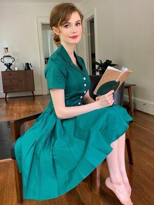 Avalon Warren