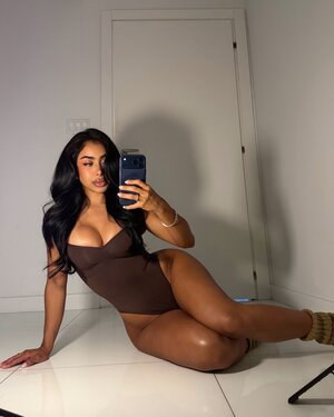 Avi Morbar nude 9