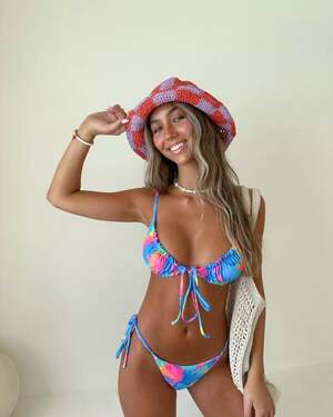 Avry Justis nude 10