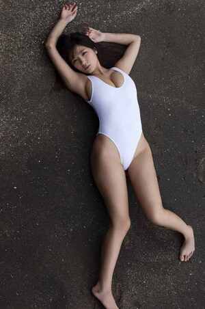 Aya Hazuki nude 12