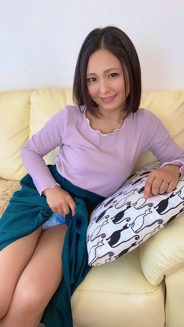Ayase Maiko nude 4