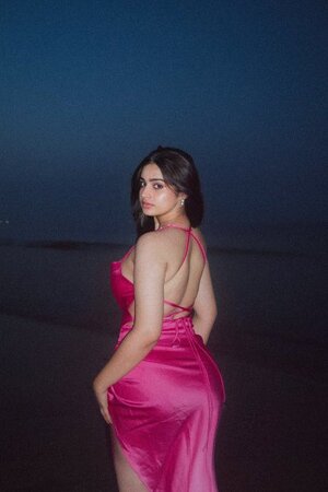 Ayesha Khan nude 12