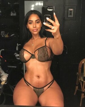 Ayisha Diaz nude 8