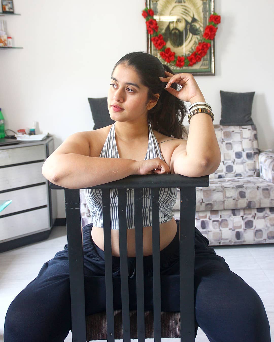 Azmeen Mandroina nude 5