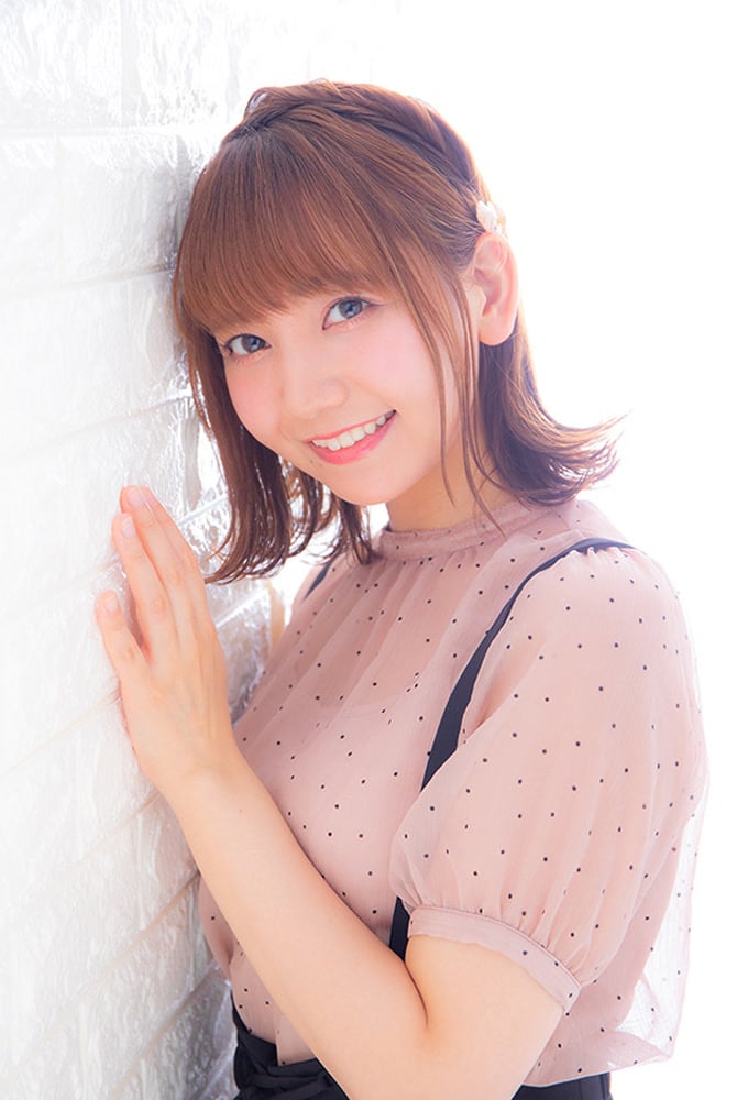 Azumi Waki nude 8