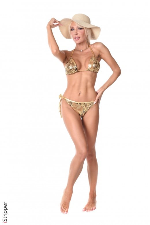 Bad Barbie nude 7