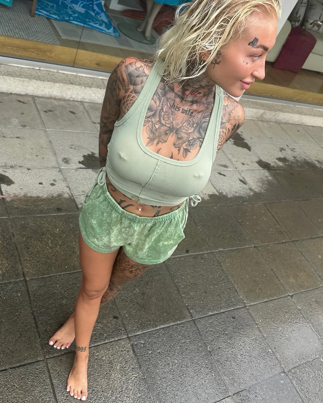 BadxLucy nude 12